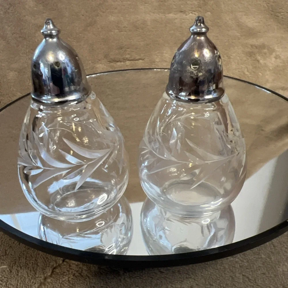 Fostoria Holly Salt & Pepper Shaker Set Vintage 1950s‎ with Chrome Tops 2.75